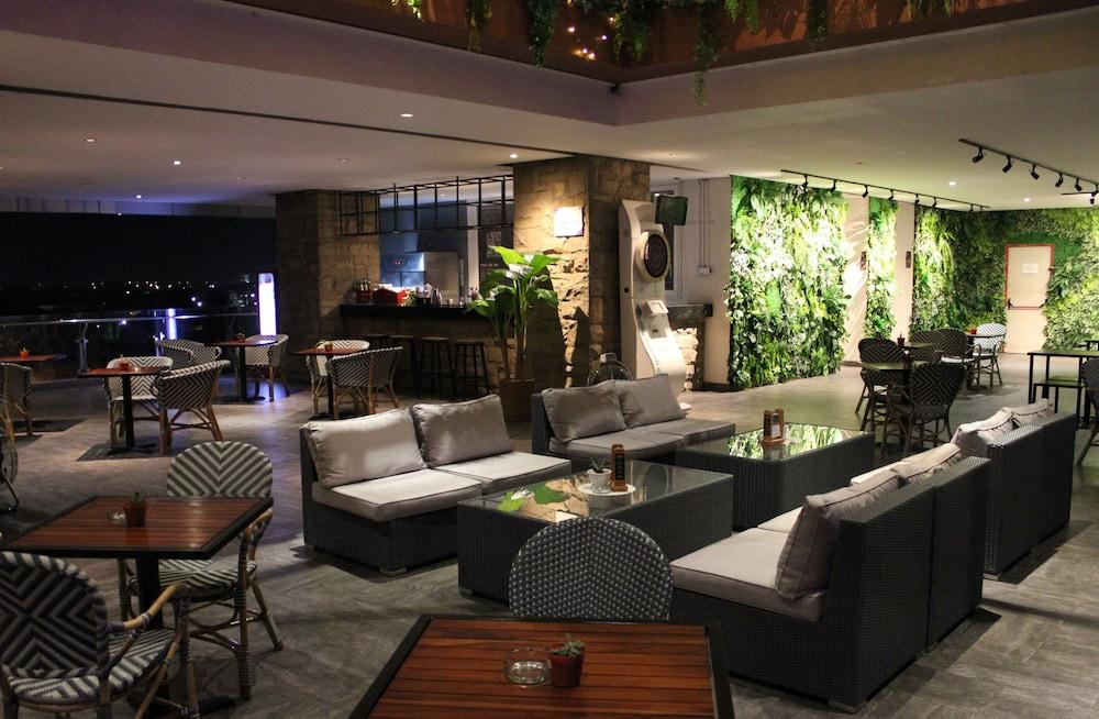 Swiss-Belinn Караванг Екстериор снимка