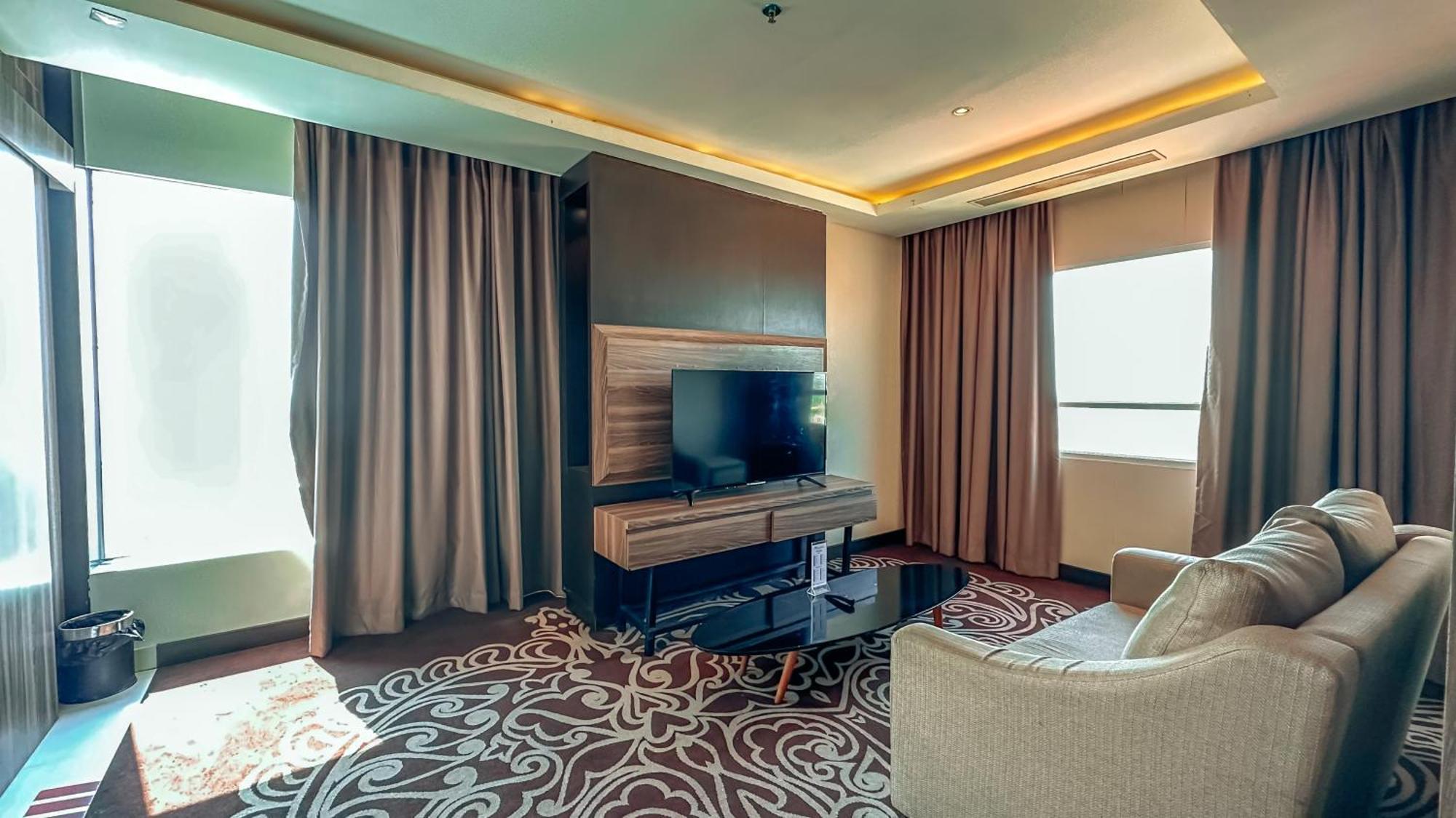 Swiss-Belinn Караванг Екстериор снимка