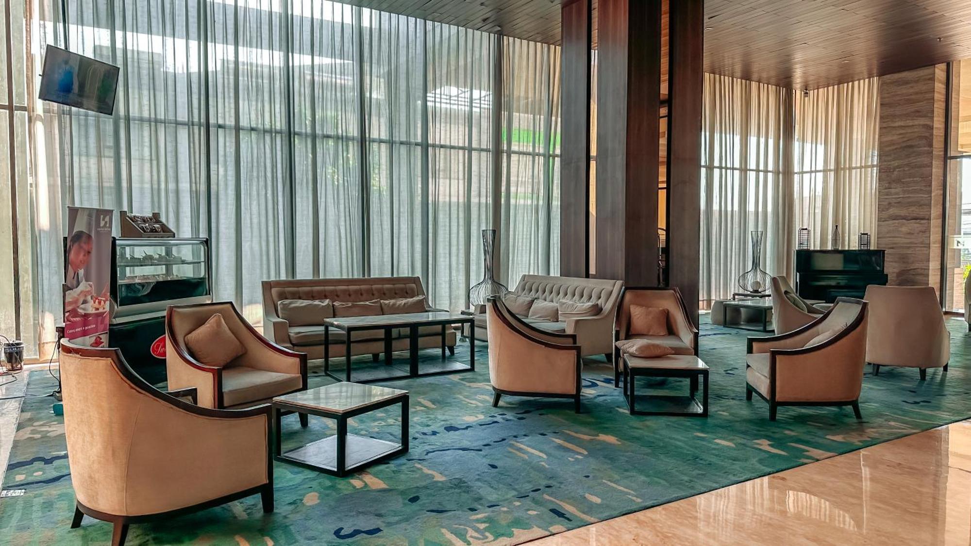 Swiss-Belinn Караванг Екстериор снимка