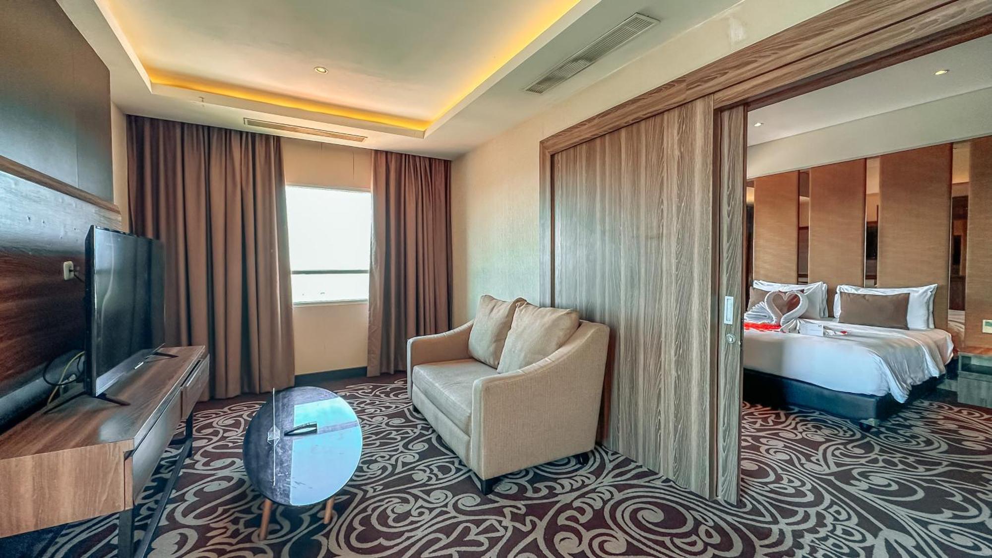 Swiss-Belinn Караванг Екстериор снимка